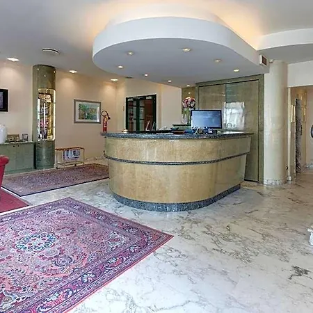 Palace 4* Civitanova Marche