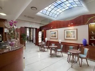 Palace Civitanova - Stazione, Centro Citta E Mare فندق تْشيفيتانوفا ماركي