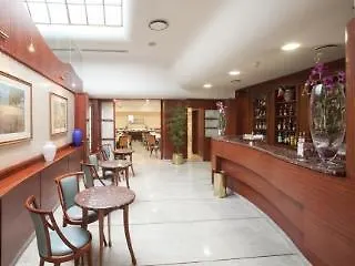 Palace Civitanova - Stazione, Centro Citta E Mare فندق