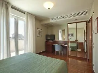 فندق Palace Civitanova - Stazione, Centro Citta E Mare تْشيفيتانوفا ماركي